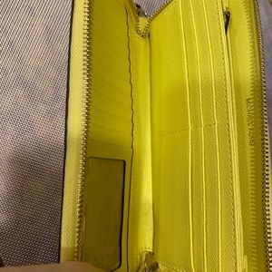 Micheal Kors Jet Set Continental Wallet/Wristlet - Yellow (Buttercup Yellow)